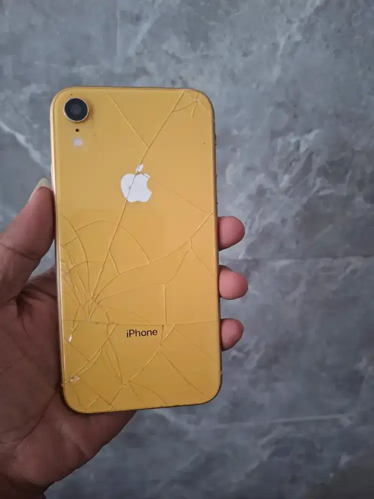 Iphone xr 64 gb inter wifi only