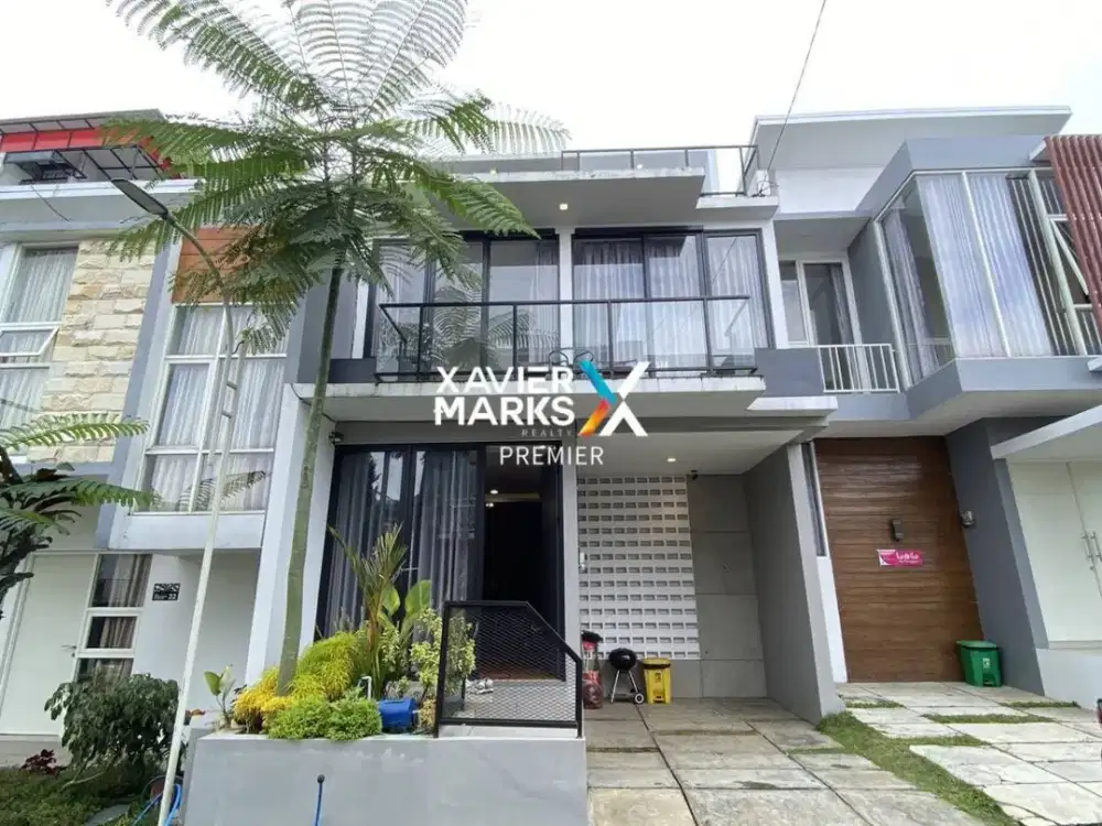 DIJUAL Villa Cantik 2Lt Full Furnish Dg Fasilitas Private Pool Siap Huni Keamanan 24 Jam Kawasan Asri Dekat BNS dan Jatim Park di Oro-oro Ombo