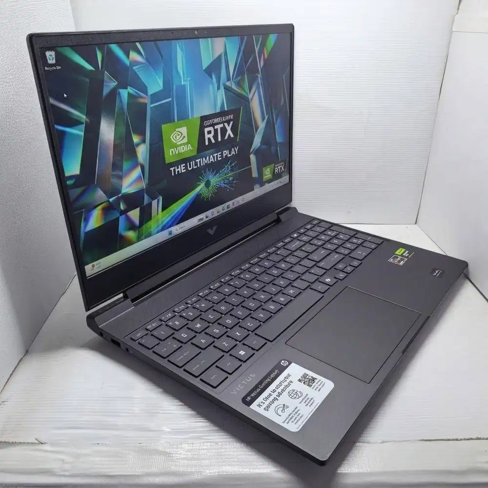 GRESS LAPTOP GAMING HP VICTUS 15 - FB3093DX RYZEN 7 16/512 RTX 4050 6G