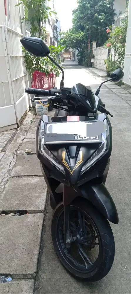 JUAL HONDA VARIO 150CC CBS ISS 2019 KEYLESS WARNA HITAM
