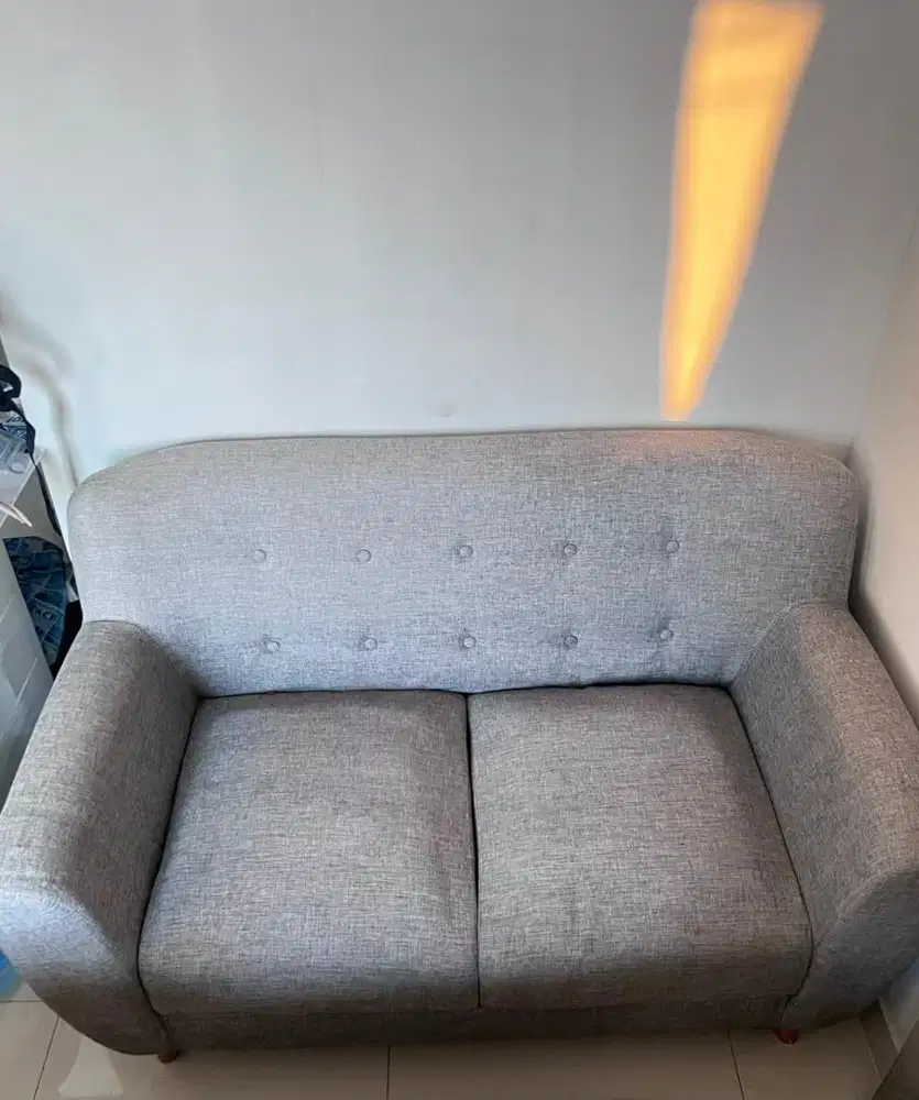 sofa rumah ukuran medium