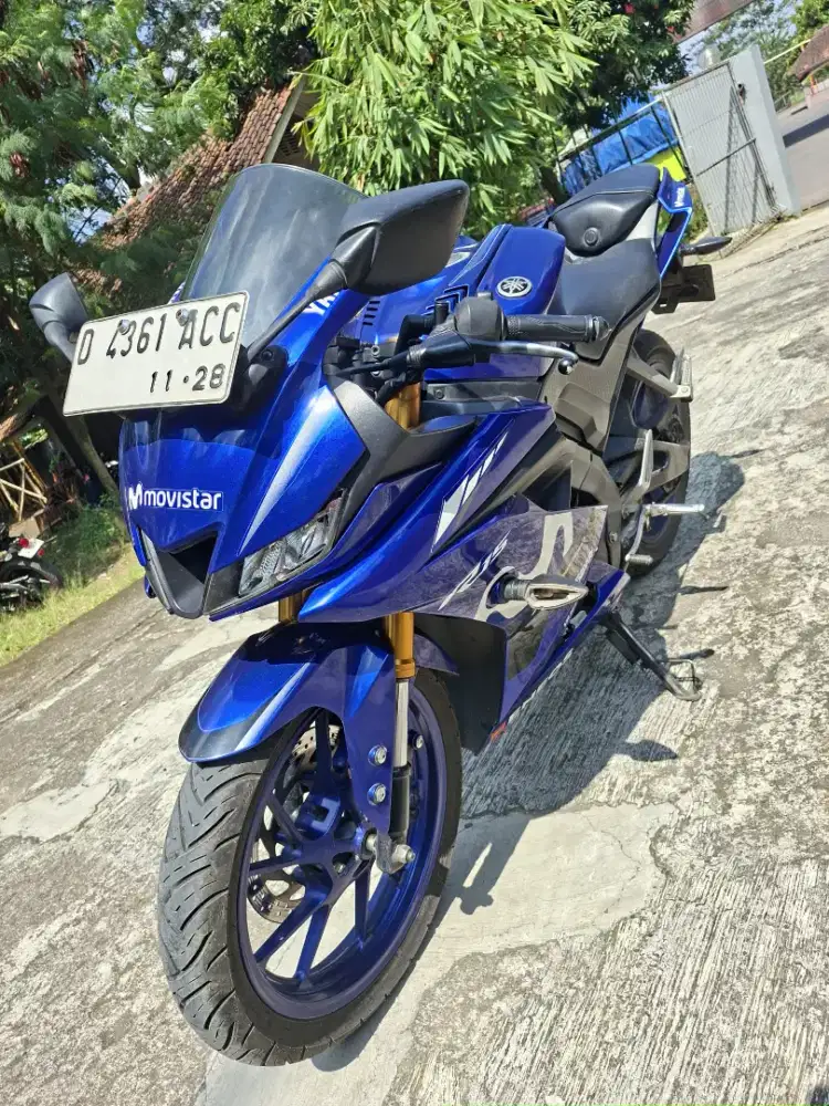 Yamaha R15 V3 Movistar 2018 mulus