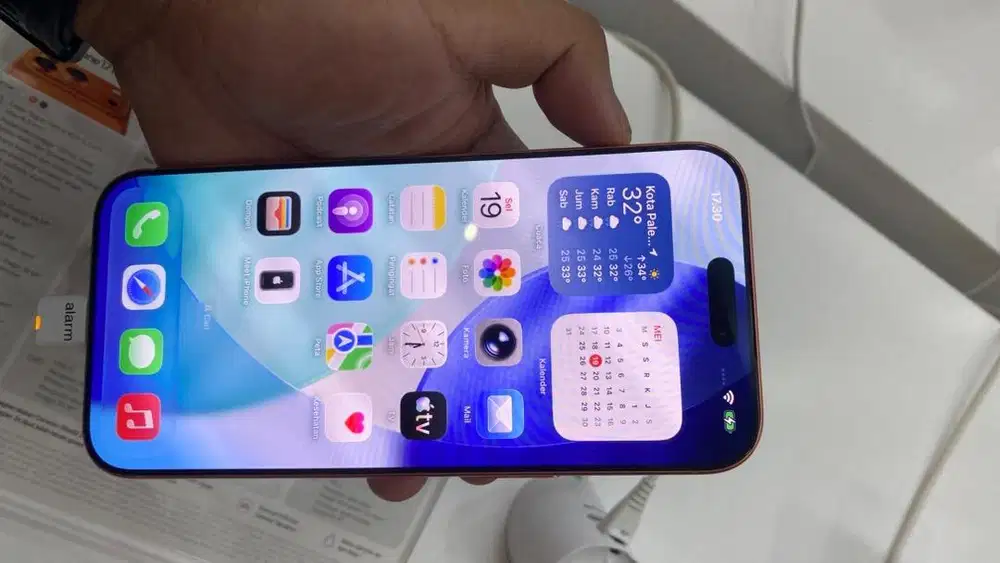 KREDIT HP IPHONE 17 PRO MAX SEGAMPANG ITU HANYA DI HOME CREDIT BUNGA0%