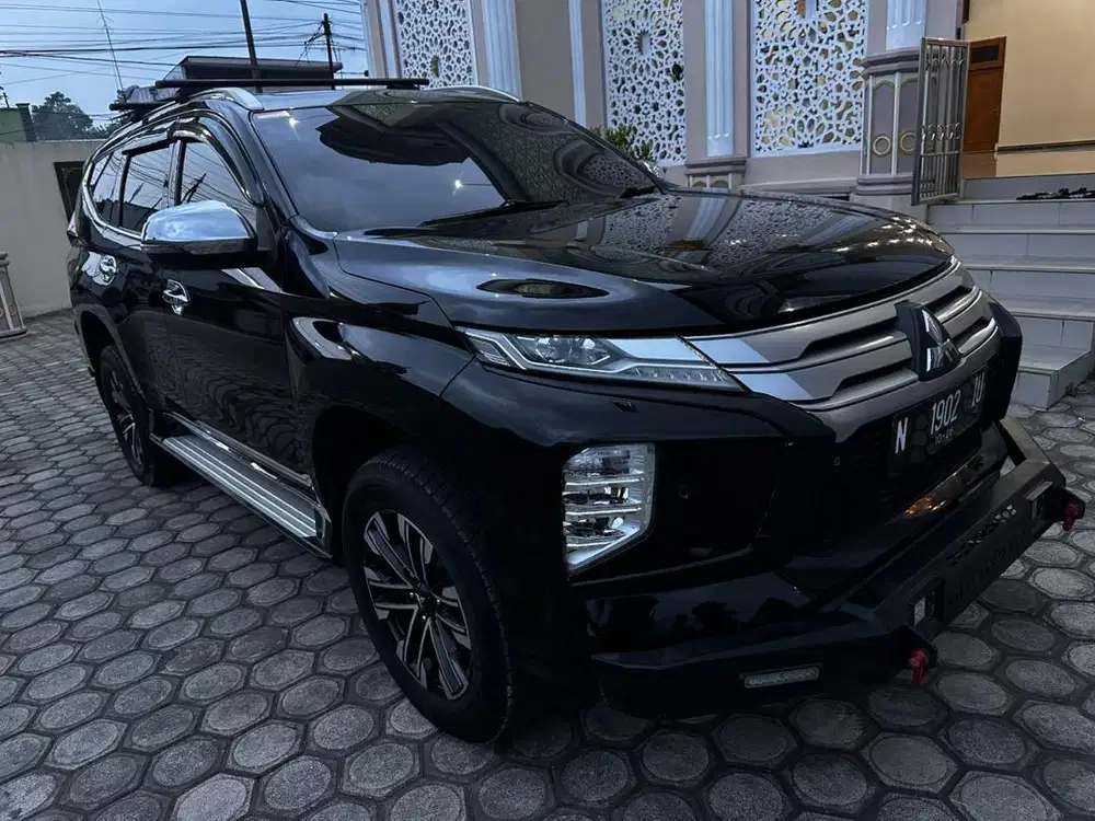 Pajero 2022 Sport Dakar Hitam sunroof automatic mitsubishi 2021