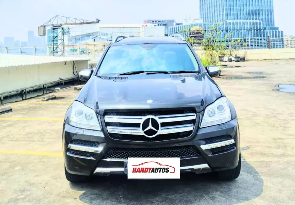 Mercedes Benz GL500 Tahun 2010 Automatic Coklat Metalik
