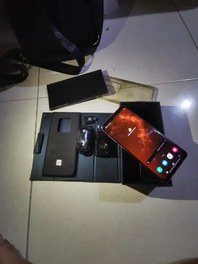 Samsung S9+ 6/128 Sein fullset mlusss like new josss, istimewa