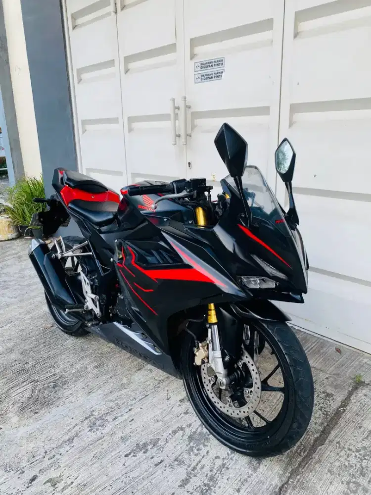 Jual CBR 150 R 2022 Akhir sueper istimewa