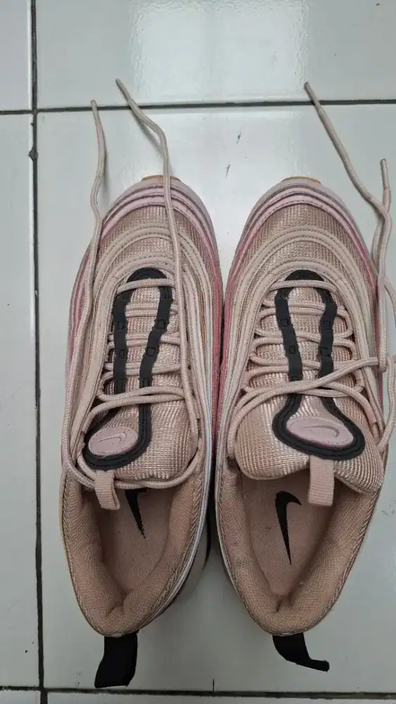 Nike women size 39