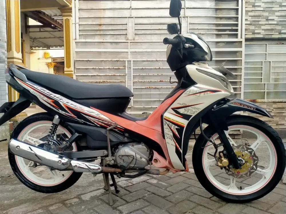 Yamaha Jupiter Z1 lengkap motor sehat keterangan detail dibawah