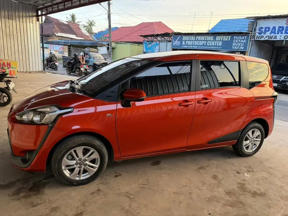 Sienta matic kondisi bagus