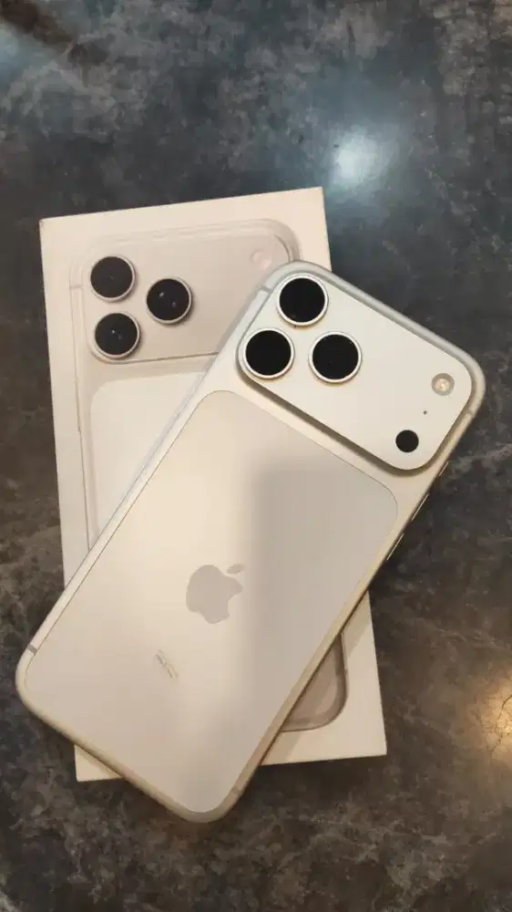 IPHONE 17 PRO MAX 512 SECOND RESMI IBOX FULLSET