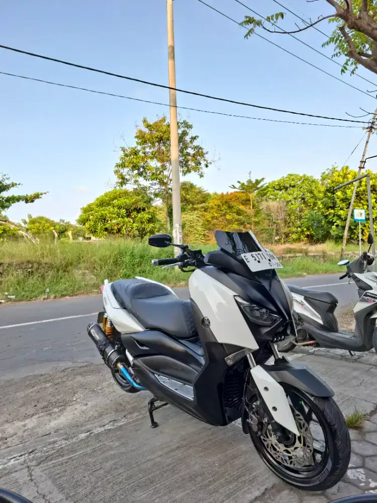 Yamaha xmax 2018 abs putih