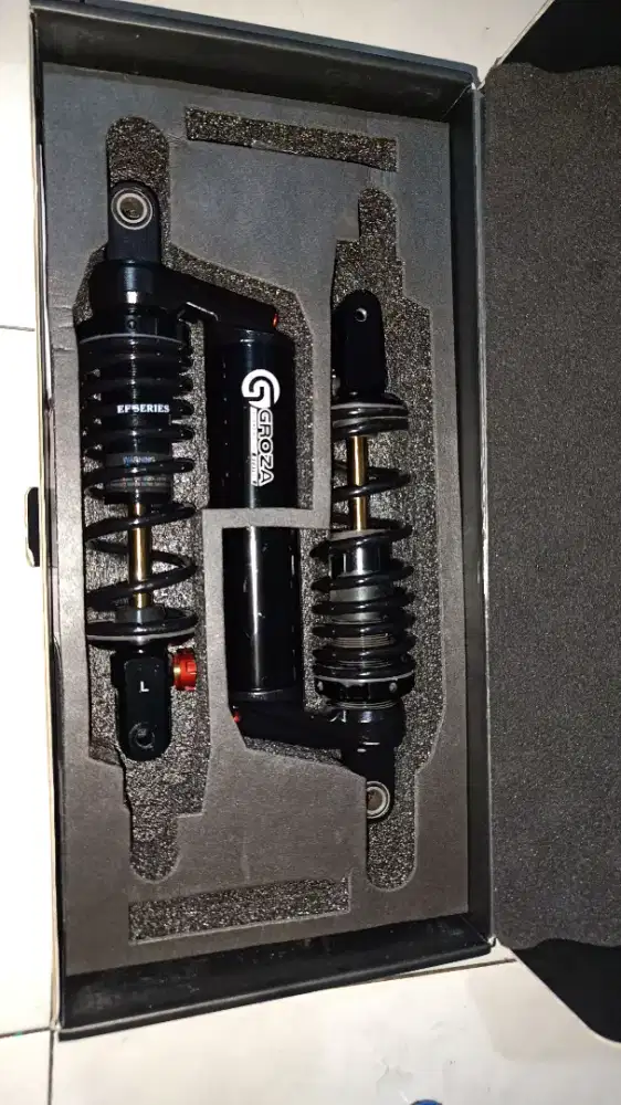 For sale shock belakang pnp untuk nmax new / aerox downsize