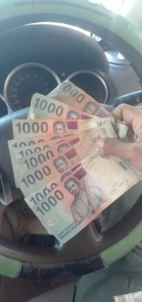 Di jual uang kertas lama ,jadul yg minat dan butuh untuk koleksi,mahar