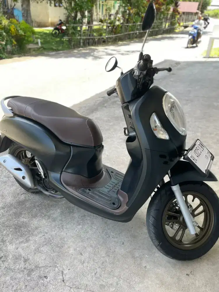 SCOOPY 2024 AKHIR NEGO SANTAI