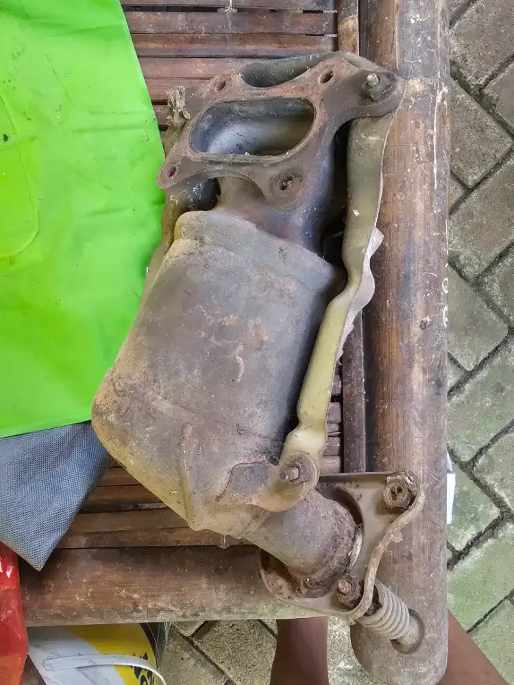 Sparepart knalpot honda jazz GE8