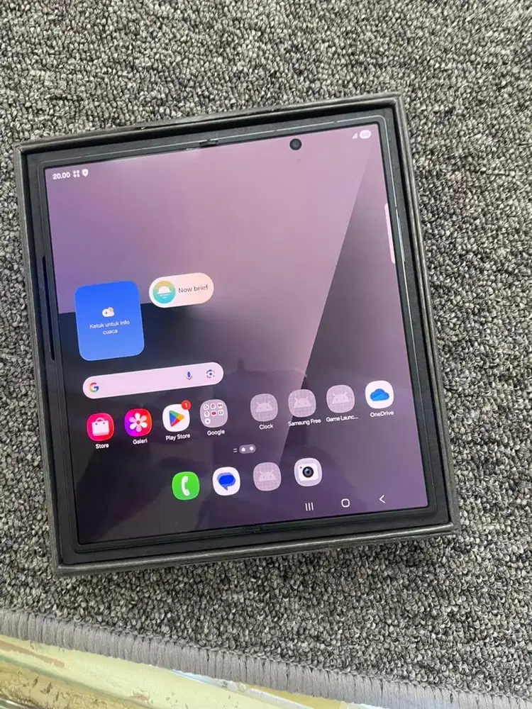 Samsung Fold 7 12/256 mulus garansi februari 2027