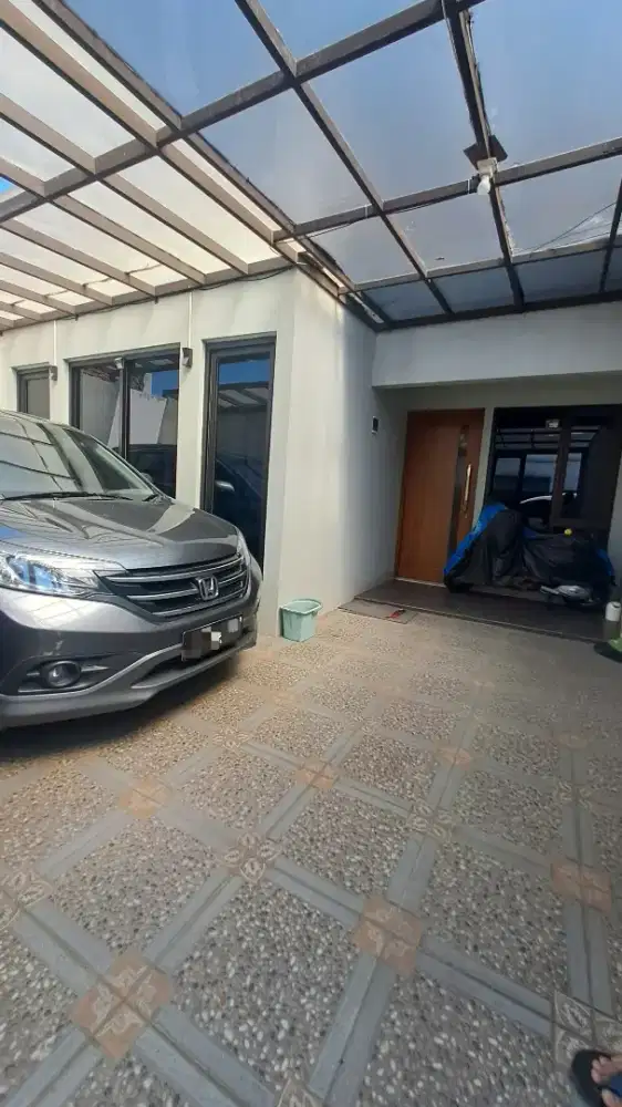 Rumah bagus siap huni keamanan 24 jam di Turangga Buah Batu dekat TSM