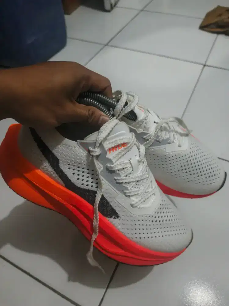 SEPATU RUNNING HEIDEN HERITAGE