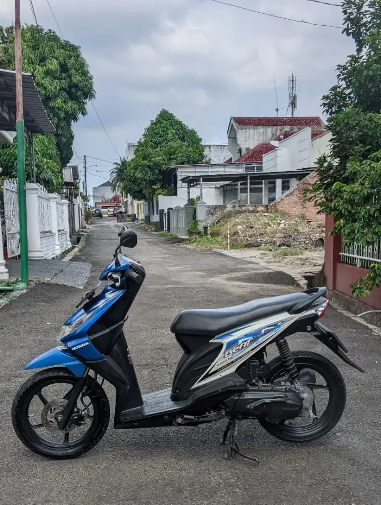 HONDA BEAT CARBU 2012 KOTAMADYA RECORD DEALER