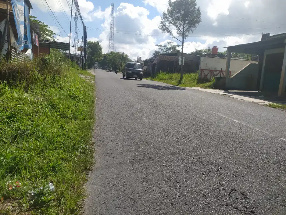 Tanah SHM pekarangan pinggir jalan palagan