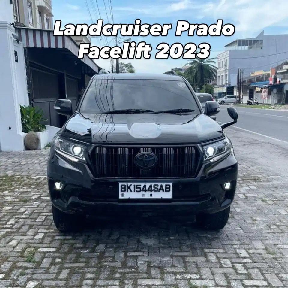 Toyota Land Cruiser 2011 Bensin