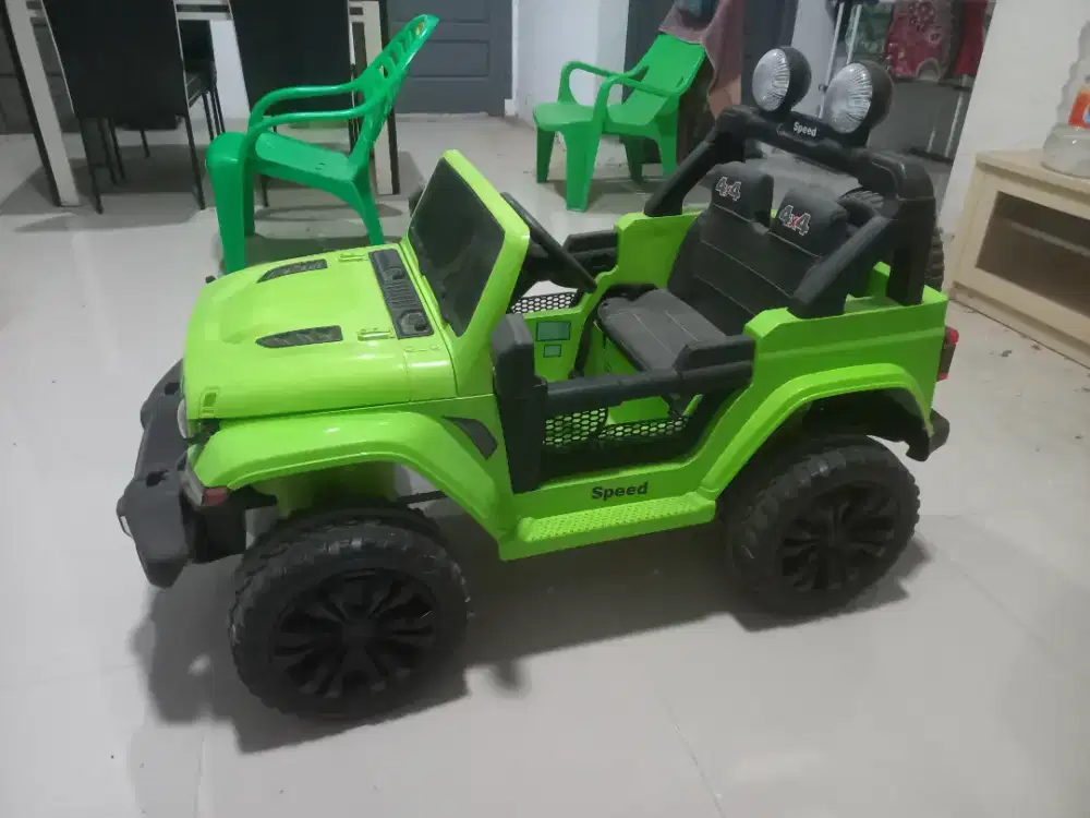 Dijual Mobil Aki Mainan Jeep