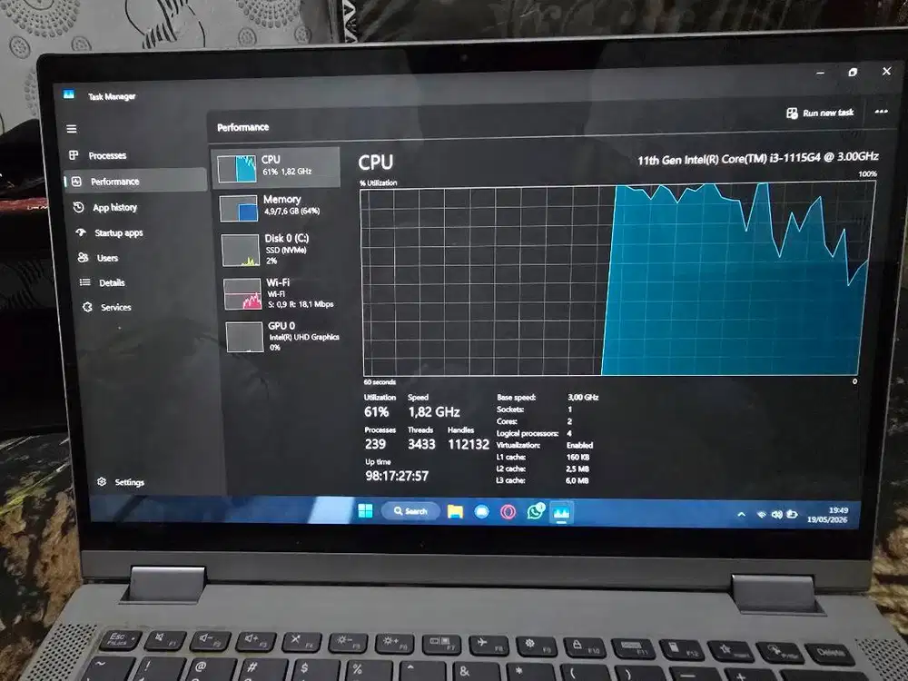 Lenovo Ideapad Flex 5 14ITL05 (2021). Intel Core I3 gen 11. Ram 8 GB.