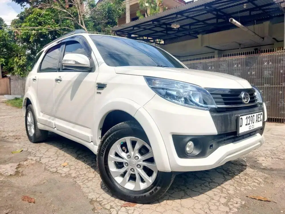 DAIHATSU TERIOS 1.5 TX METIC 2016 PUTIH MULUS PISAN !!