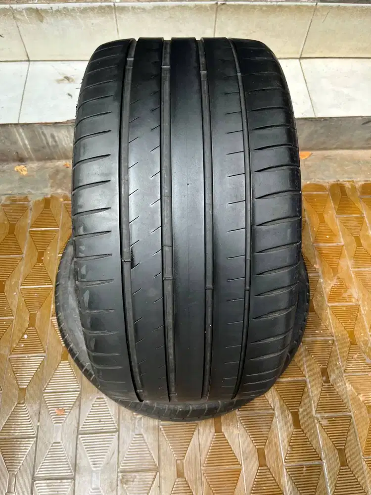 Ban Michelin Pilot Sport  275 35 r18  1Pcs
