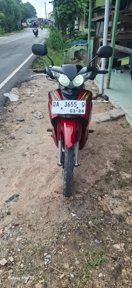 Jupiter z Burhan Burung hantu 2008 warna merah
