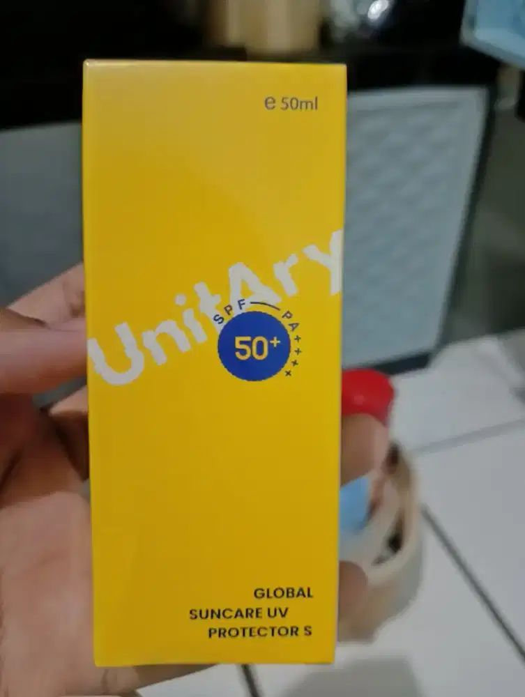 SUNSCREEN UNITARY KULIT KOMBINASI ORI