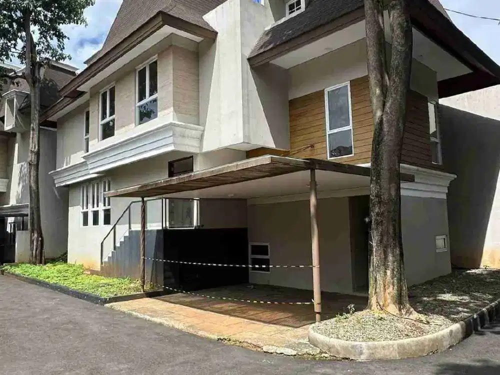 DIJUAL RUMAH MEWAH & EKSKLUSIF DI TAMAN PESONA TOWN HOUSE JAKARTA SELATAN