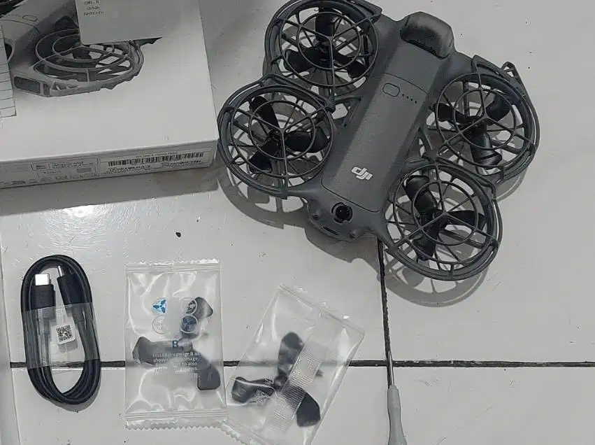 Dji neo 2 like new