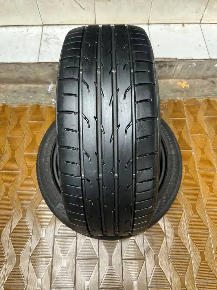 Ban Dunlop Direzza DZ102  225 45 r18  1Pcs