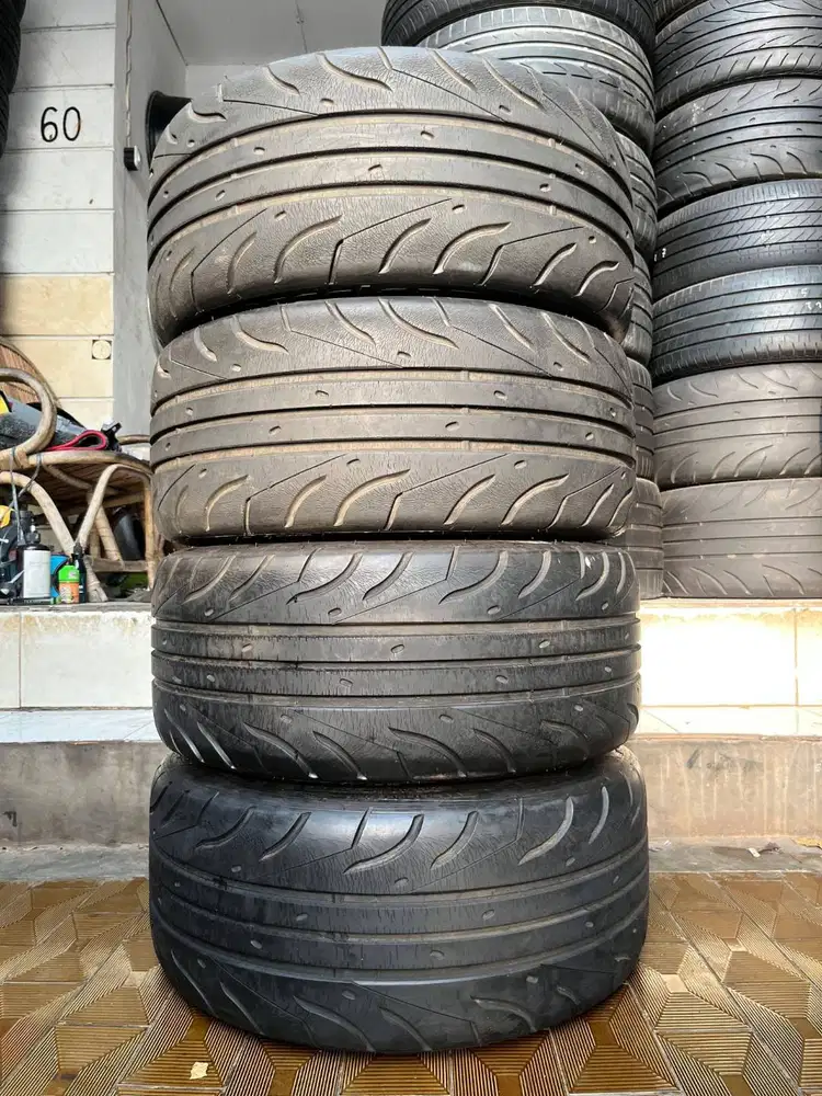 Ban Accelera 651 Sport  245 40 r17 & 235 40 r17  4Pcs