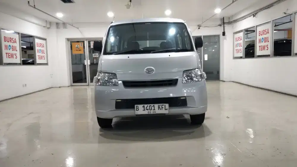 Grand max MB 1.3 mt / manual