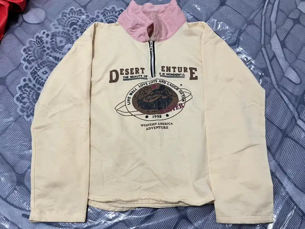Baju sweater remaja