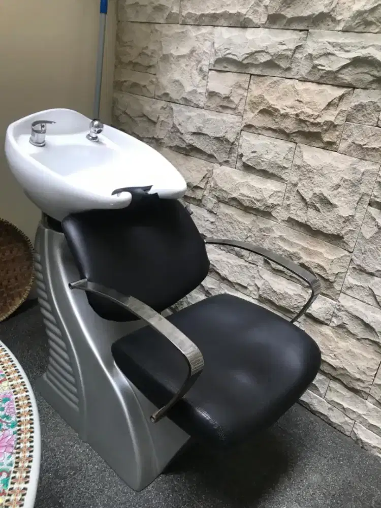 Wasbak Kursi keramas rambut