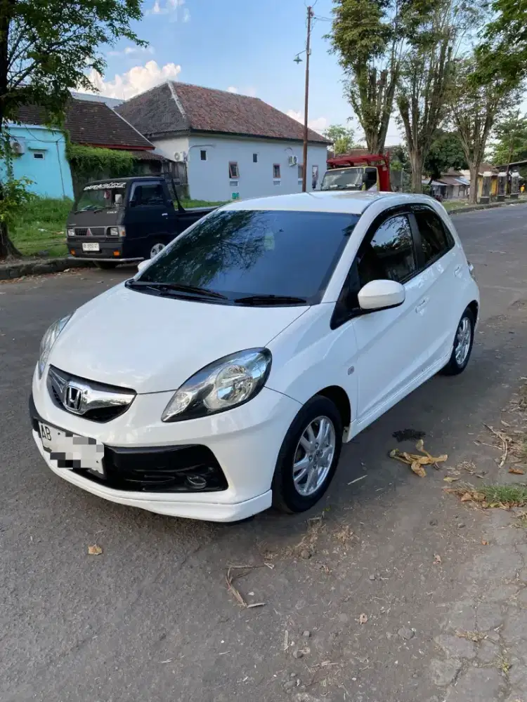 Brio CBU 1.3 Matic Warna Favorite Bagus