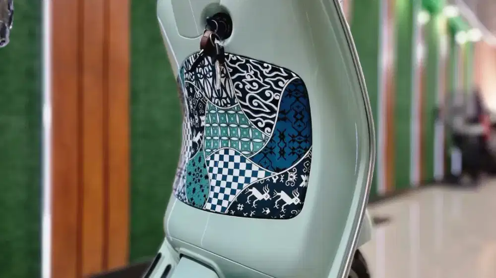 UD ENY MOTOR - Piaggio Vespa LX batik thn 2023 istimewah