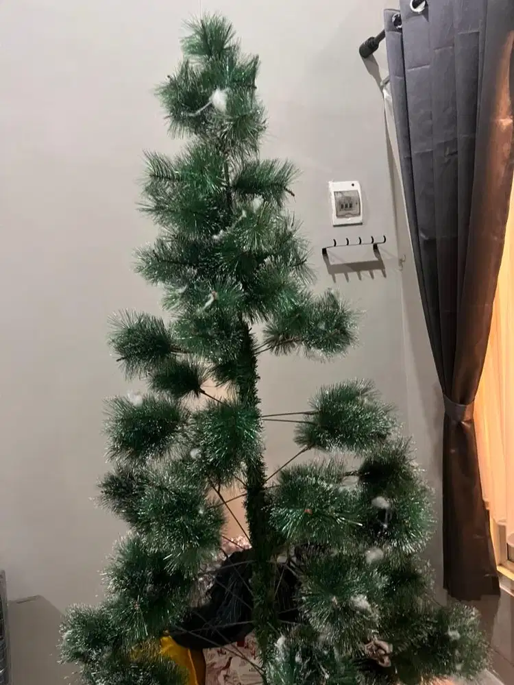 Pohon natal 7ft masih sekali pake