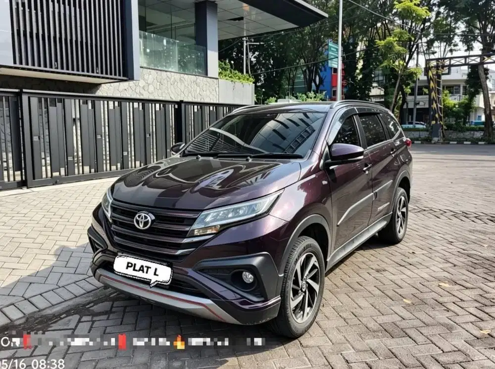 NEW RUSH S TRD 1.5 MATIC ,KM 67 RIBU ( WARNA UNGU )