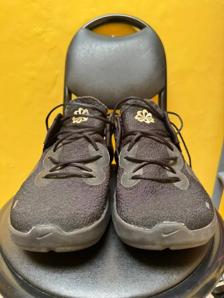 DIJUAL SEPATU NIKE FLEX RUN 2021 CW3408-001 UKURAN 42.5