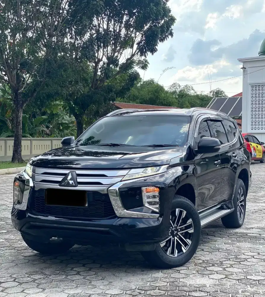 PAJERO DAKAR 4X2 TAHUN 2021