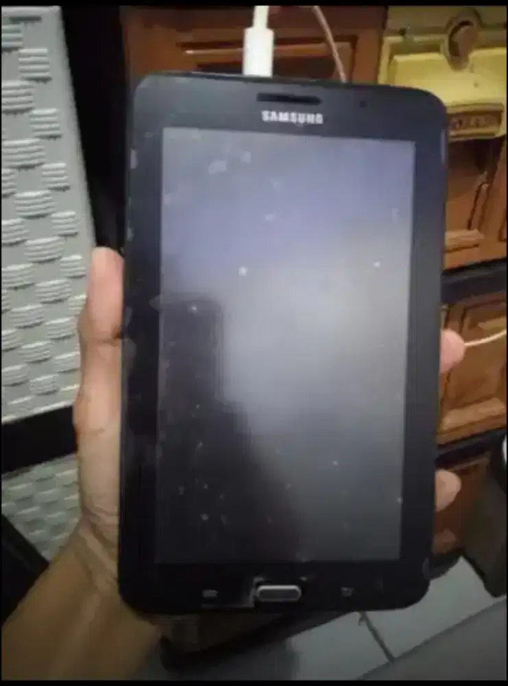 Table Samsung Tab 3v kondisi mati