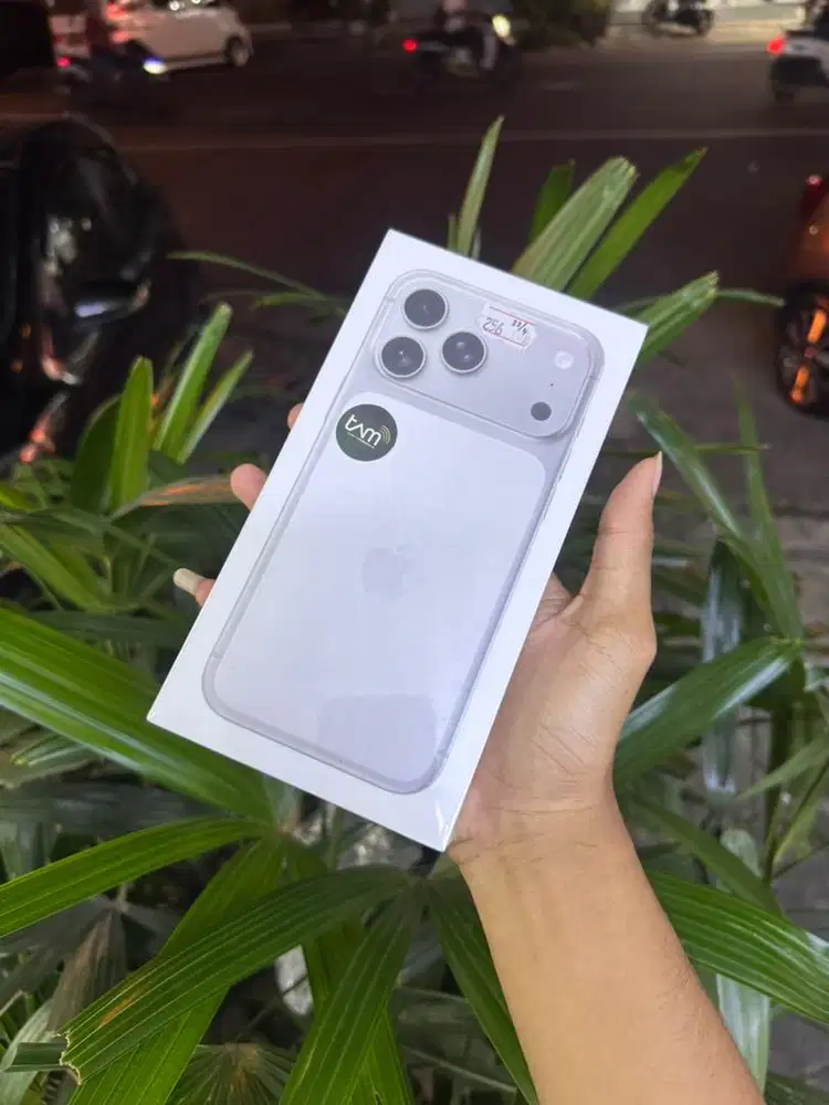 Iphone 17 PRO MAX 256 NEW SILVER