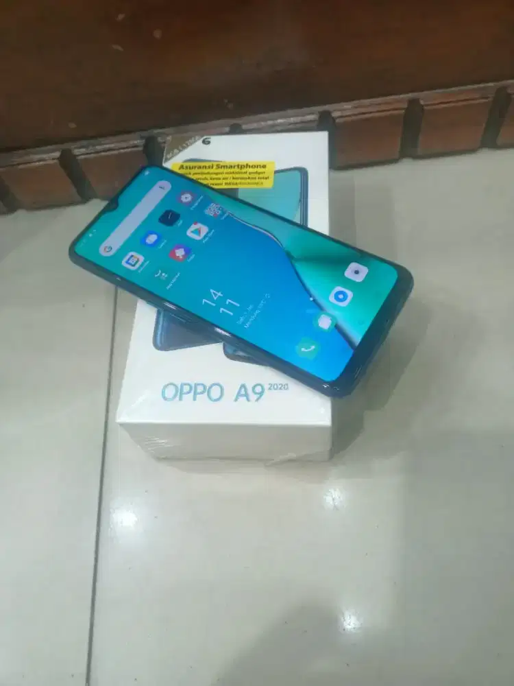 oppo A9 2020 ram 8/128 mlus normal semua  msh original semua nya lkp