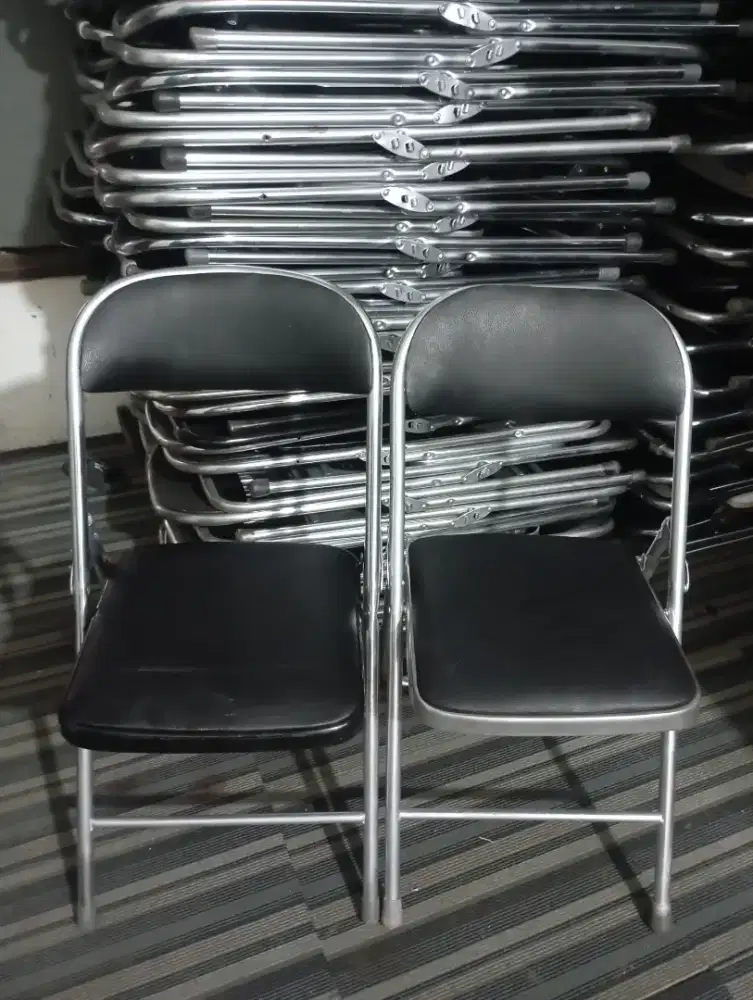 Kursi lipat chitose