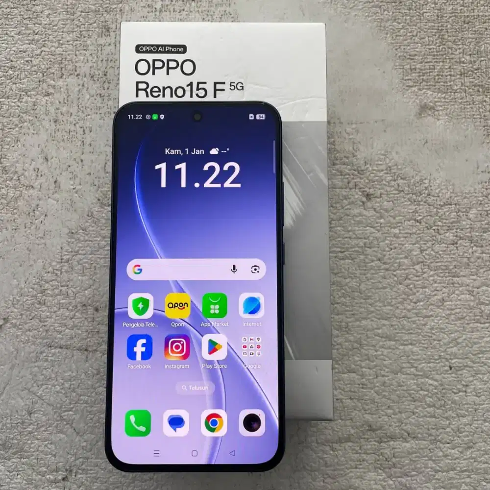 Oppo Reno 15F 5G Warna Biru Tua 8/128GB .